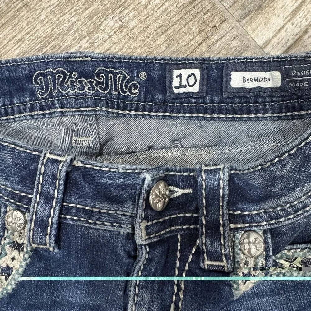 Vtg Miss Me Bermuda Shorts Girls Denim 2000s Y2K Sz 10 Rhinestones Embellished